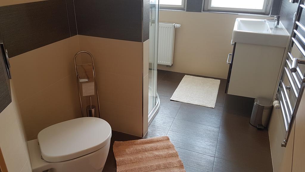 Villa Serena Karlovy Vary Luaran gambar