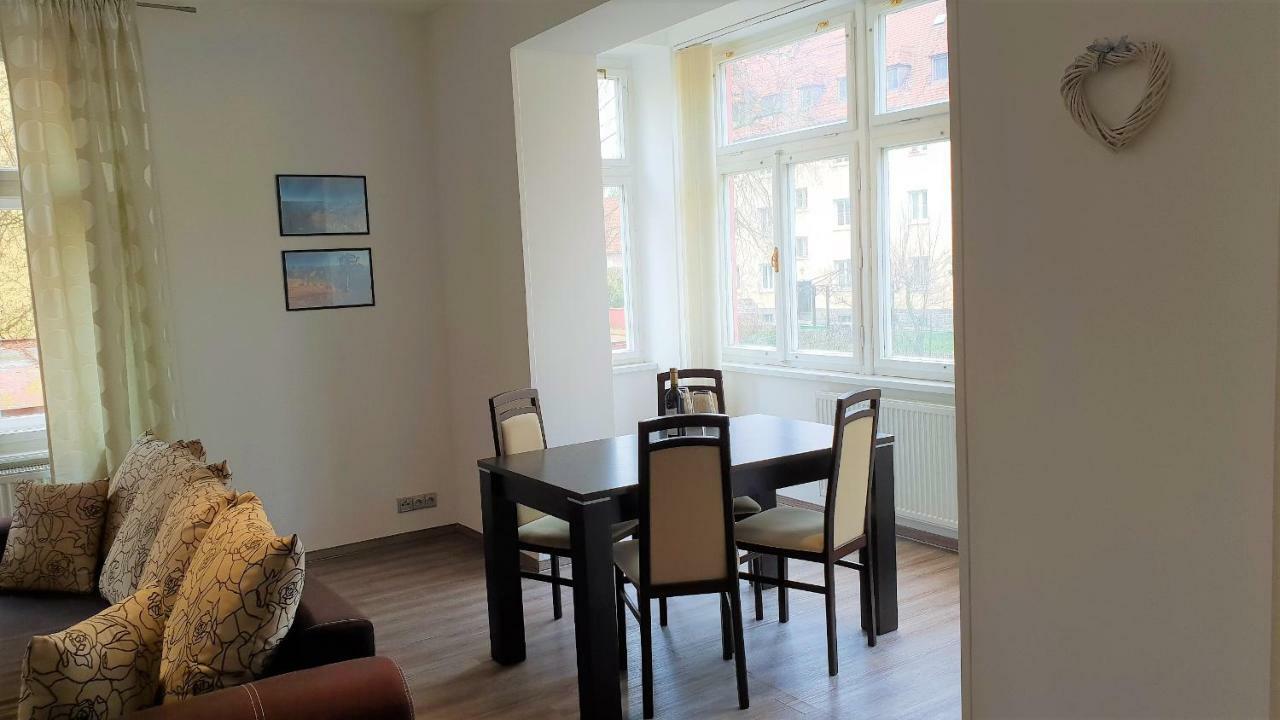 Villa Serena Karlovy Vary Luaran gambar
